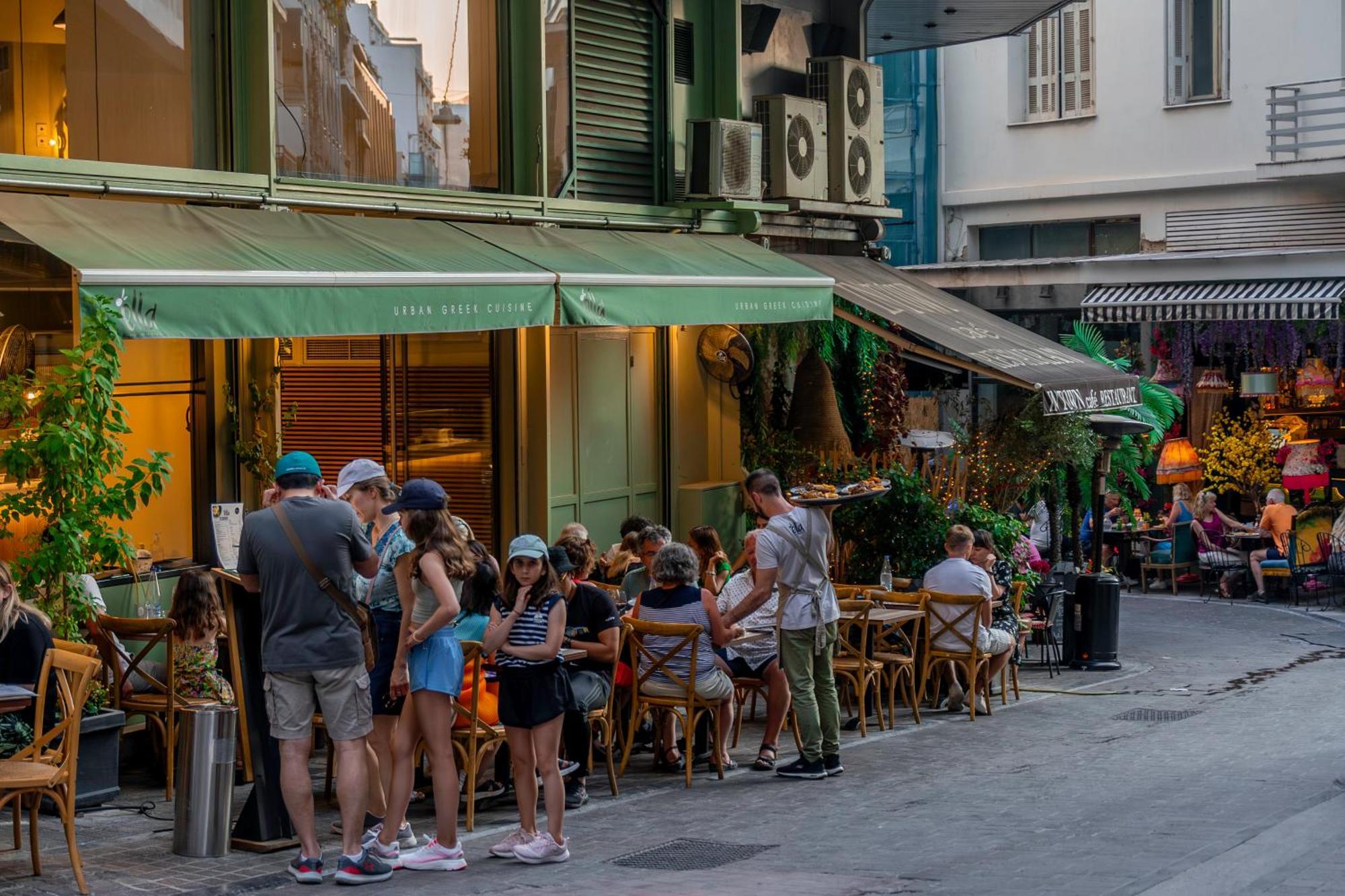 Ivy Apartments In The Heart Of Atenas Exterior foto