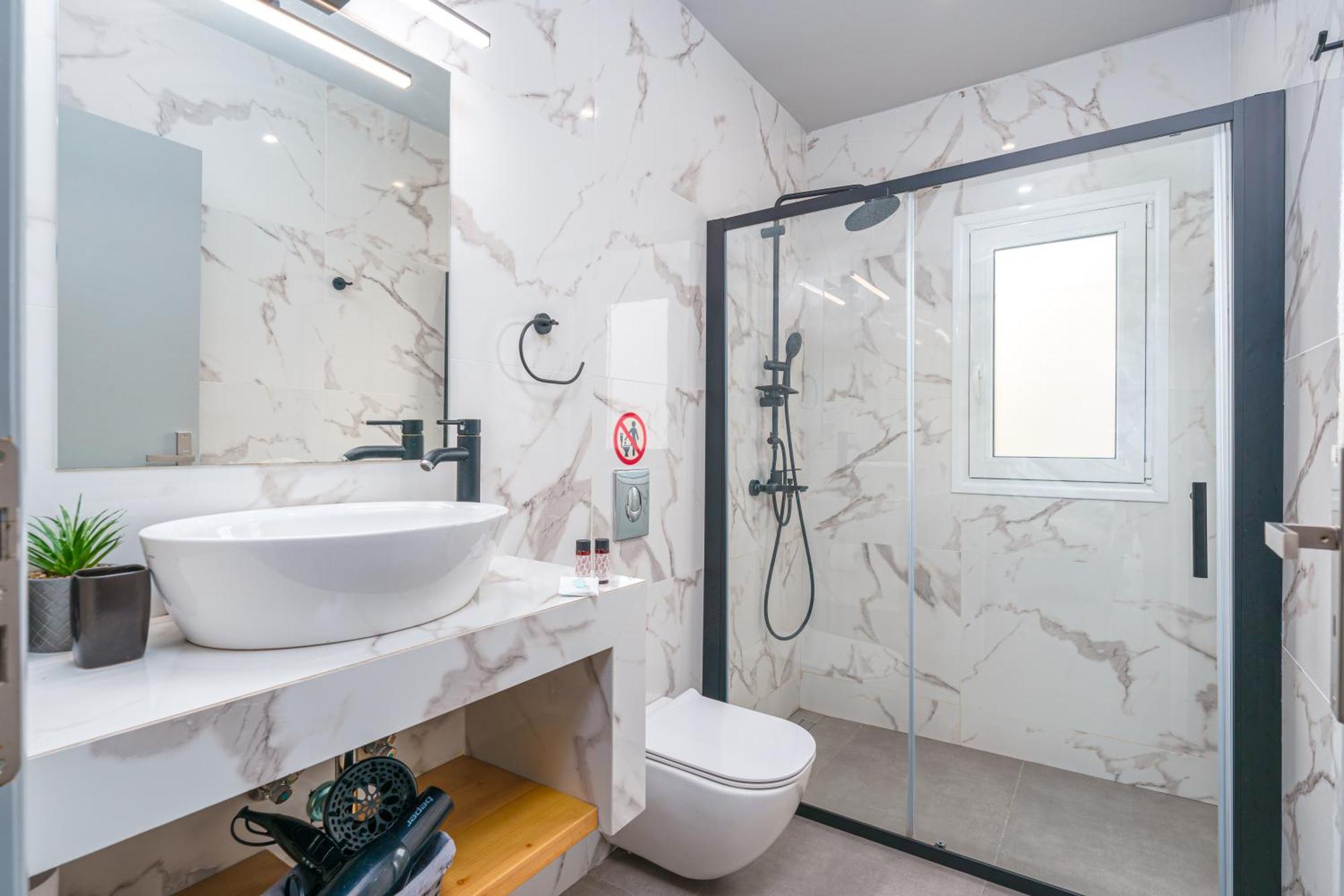 Ivy Apartments In The Heart Of Atenas Exterior foto